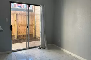 7575 Cambridge St, Houston, TX 77054 - Photo 3