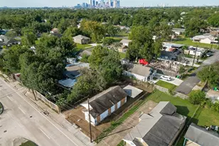 3101 Altoona St St, Houston, TX 77026 - Photo 3