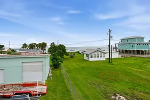 1306 S Magnolia St, Rockport, TX 78382 - Photo 31