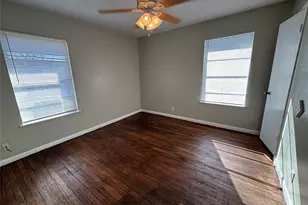 129 Lee Dr, La Marque, TX 77568 - Photo 9