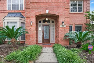 4318 Oak Trail Ct, Sugar Land, TX 77479 - Photo 3