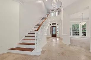 4318 Oak Trail Ct, Sugar Land, TX 77479 - Photo 5