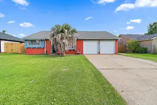 111 Grantham Rd, Baytown, TX 77521 - Photo 9