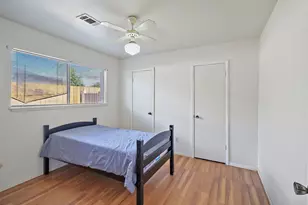 111 Grantham Rd, Baytown, TX 77521 - Photo 15