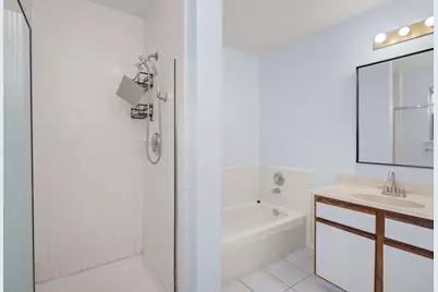 17050 Clan Macintosh Drive, Houston, TX 77084 - Photo 23