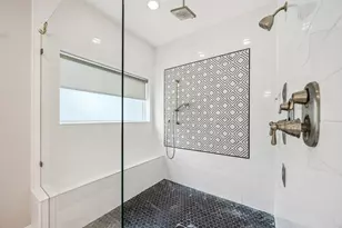 922 Crossroads Dr, Houston, TX 77079 - Photo 21