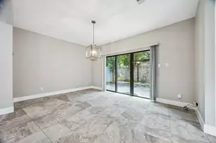 922 Crossroads Dr, Houston, TX 77079 - Photo 13