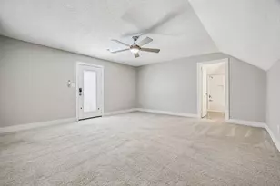 922 Crossroads Dr, Houston, TX 77079 - Photo 29