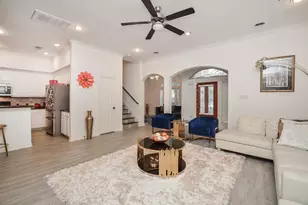 13511 Brookbluff Ln, Houston, TX 77077 - Photo 7