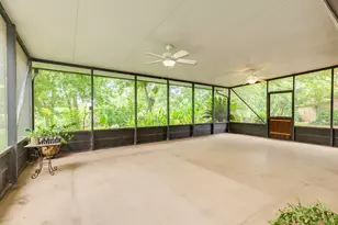 71 Rosewood St, Lake Jackson, TX 77566 - Photo 35