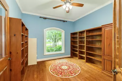 71 Rosewood Street, Lake Jackson, TX 77566 - Photo 19