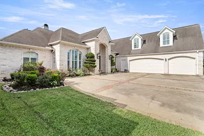 4210 Brownstone Drive, Beaumont, TX 77706 - Photo 3