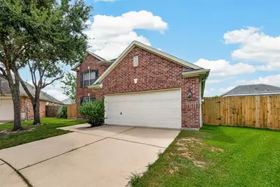 4719 Opal Brook Court, Fresno, TX 77545 - Photo 3
