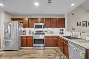 1315 Three Forks Dr, Katy, TX 77450 - Photo 9