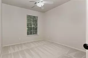 67 N Old Cedar Cir, The Woodlands, TX 77382 - Photo 21