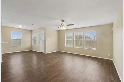 9530 Belleclaire Lane, Houston, TX 77044 - Photo 5