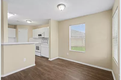 9530 Belleclaire Lane, Houston, TX 77044 - Photo 9