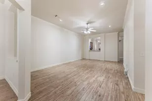 9622 Old Timber Ln, Spring, TX 77379 - Photo 7