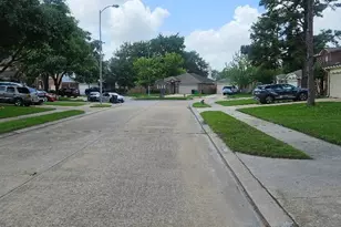 19906 Black Cherry Bend Ct, Cypress, TX 77433 - Photo 9