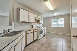 19906 Black Cherry Bend Ct, Cypress, TX 77433 - Photo 5