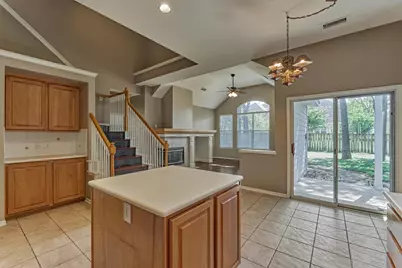151 W Sundance Circle, The Woodlands, TX 77382 - Photo 13