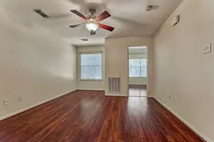 151 W Sundance Cir, The Woodlands, TX 77382 - Photo 31