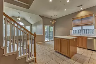 151 W Sundance Cir, The Woodlands, TX 77382 - Photo 9