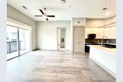 401 W 25th Street #1169, Houston, TX 77008 - Photo 5