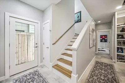 526 W 26th Street, Houston, TX 77008 - Photo 13