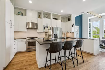 526 W 26th Street, Houston, TX 77008 - Photo 29