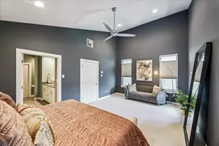 526 W 26th St, Houston, TX 77008 - Photo 33