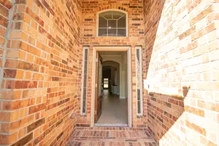 4718 Sabero Ln, League City, TX 77573 - Photo 3