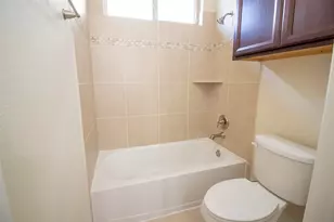 4718 Sabero Ln, League City, TX 77573 - Photo 9