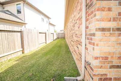 4718 Sabero Lane, League City, TX 77573 - Photo 35