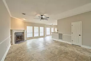 28130 Laura Ct, Conroe, TX 77385 - Photo 9