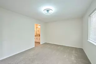 28130 Laura Ct, Conroe, TX 77385 - Photo 31