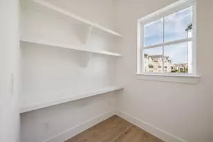 3709 Somerset York Ln, Houston, TX 77055 - Photo 35