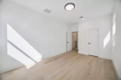 3709 Somerset York Lane, Houston, TX 77055 - Photo 33