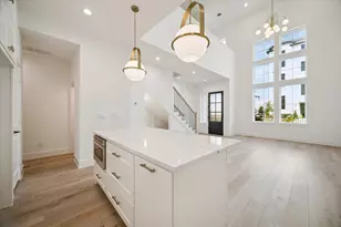 3709 Somerset York Ln, Houston, TX 77055 - Photo 13