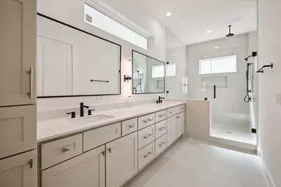 3709 Somerset York Lane, Houston, TX 77055 - Photo 13