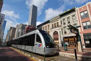 2403 Everett St, Houston, TX 77009 - Photo 11