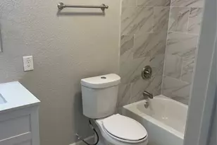 9216 1/2 E Ave P, Houston, TX 77012 - Photo 5