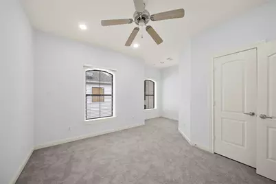 202 McGowen Street #F, Houston, TX 77006 - Photo 17