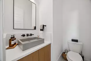 810 Dorothy St, Houston, TX 77007 - Photo 21