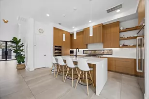 810 Dorothy St, Houston, TX 77007 - Photo 17