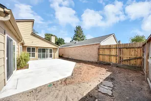 2210 Linea Del Pino St, Houston, TX 77077 - Photo 37
