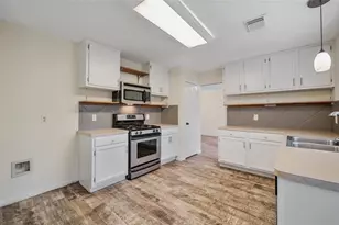 8826 Sunny Point Dr, Spring, TX 77379 - Photo 7