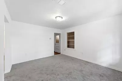 5326 Wenda Street, Houston, TX 77033 - Photo 5