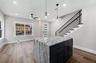 4624 Mayflower St, Houston, TX 77033 - Photo 11