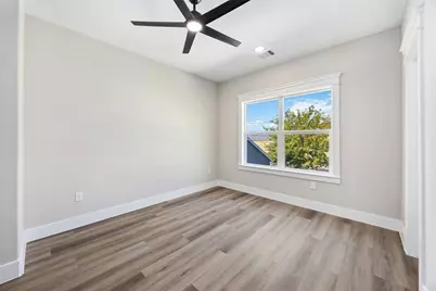 4624 Mayflower Street #A/B, Houston, TX 77033 - Photo 25